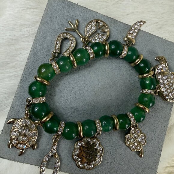 Lucky Jade Beaded Stretch Bracelet Gold Tone Charms w/ Rhinestones - Picture 4 of 4